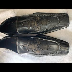 Robert Wayne “Motley” Square Toe Loafer